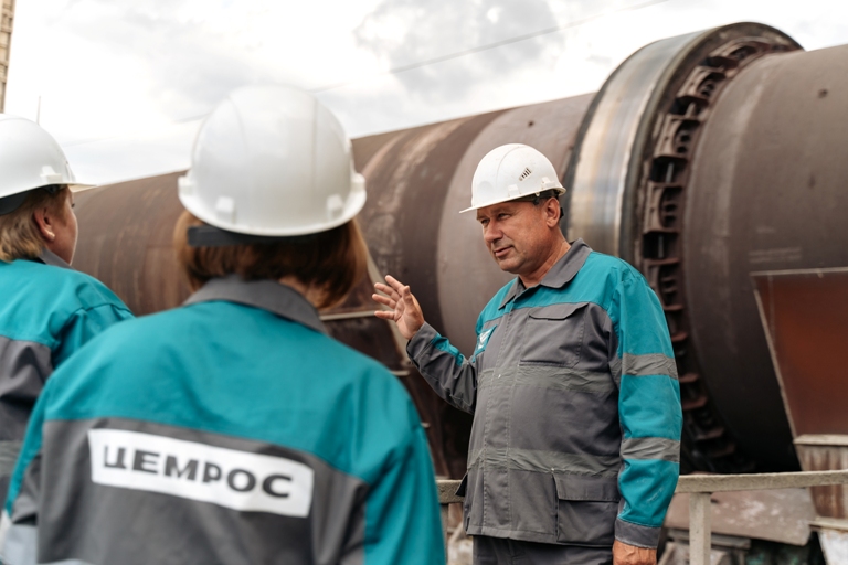 ЦЕМРОС переводит заводы на филиальную структуру