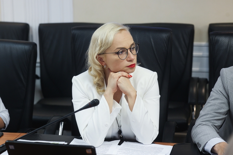 Директор НО «СОЮЗЦЕМЕНТ» Дарья Мартынкина представила в Совете Федерации доклад о мерах по защите населения от незаконного оборота цемента 